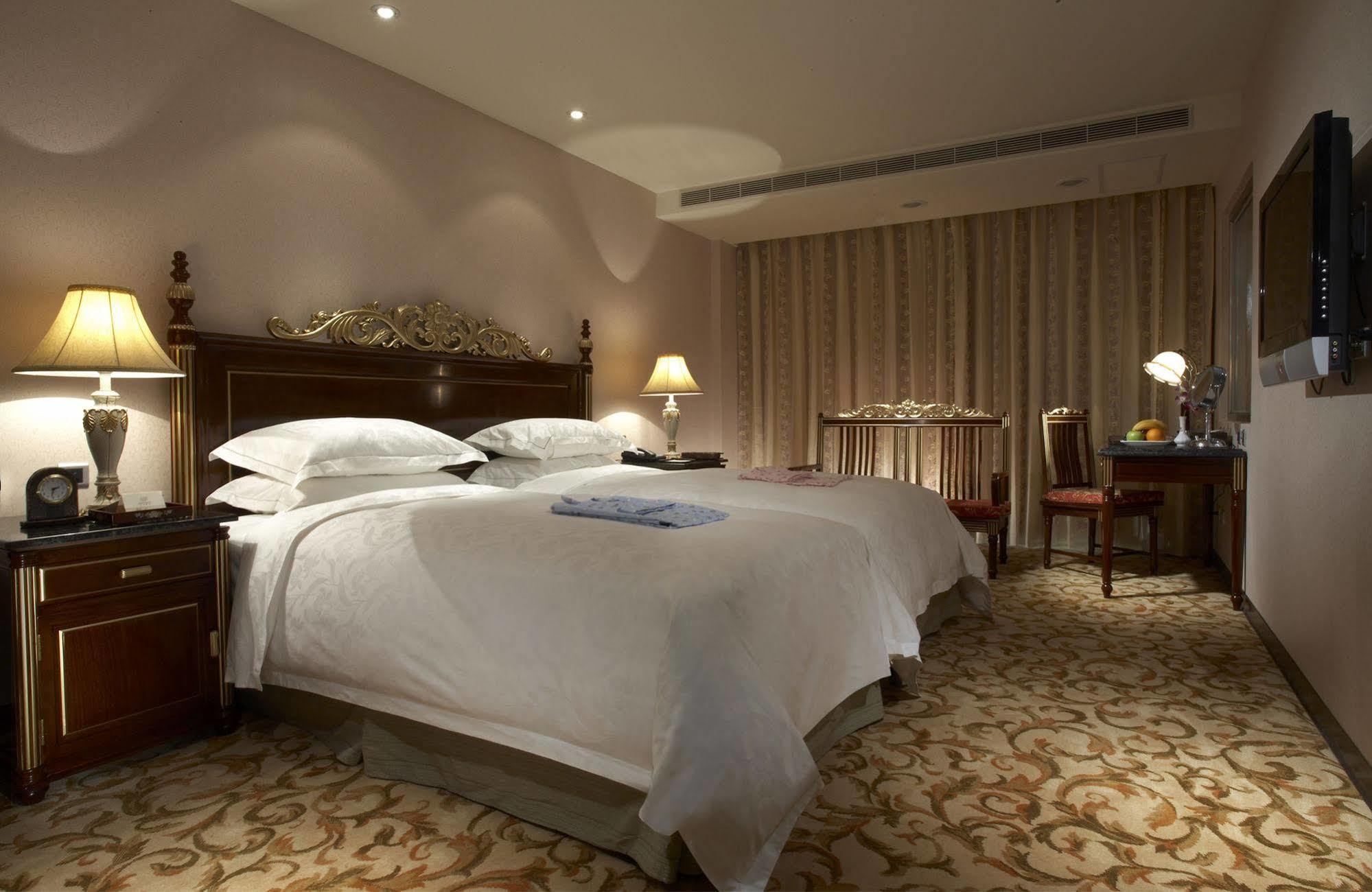 Royal Seasons Hotel Beitou Тайбэй Экстерьер фото