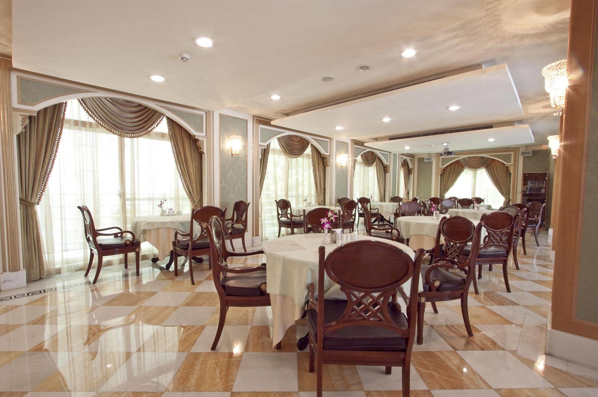 Royal Seasons Hotel Beitou Тайбэй Экстерьер фото